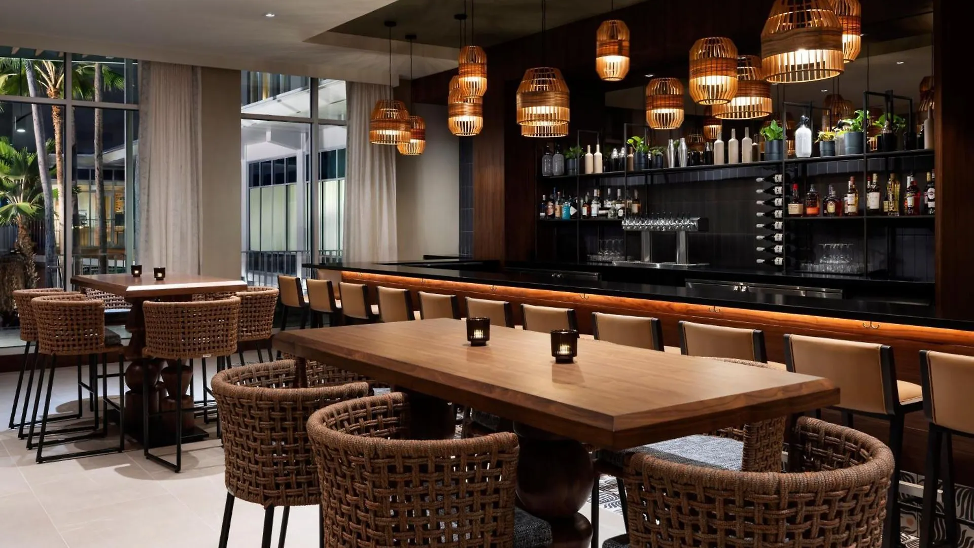 Ac Hotel By Marriott Honolulu