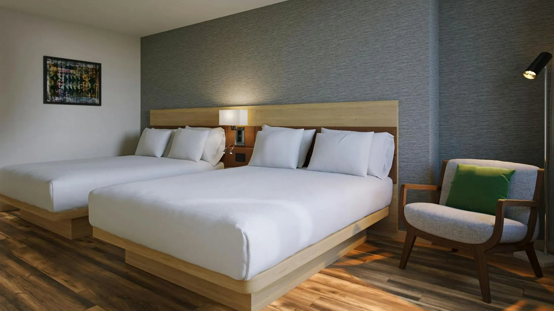 Ac Hotel By Marriott Honolulu